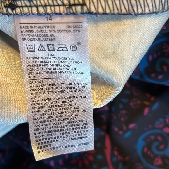 Beautiful Banana Republic Sheath style dress -  new with tags! - Picture 9 of 9